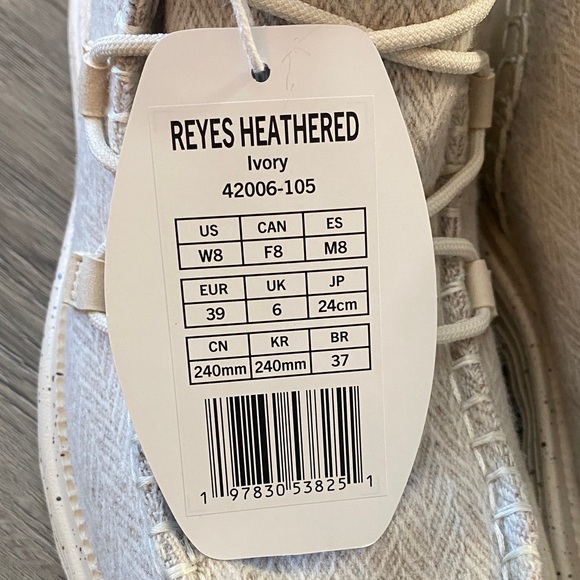Hey Dude Reyes Heathered Ivory Shoes - Picture 2 of 6